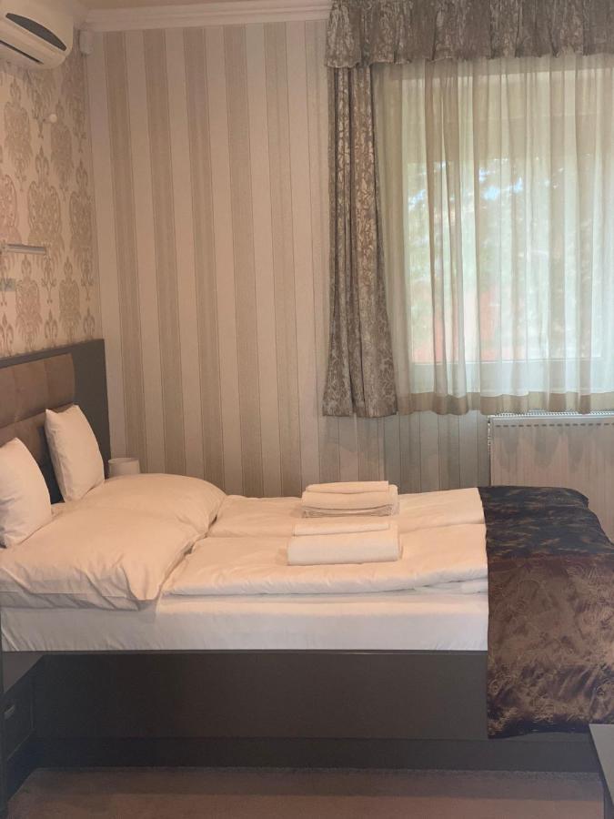 Blueline Motel Jászberény Dış mekan fotoğraf